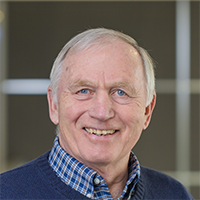 Philip Solseng headshot