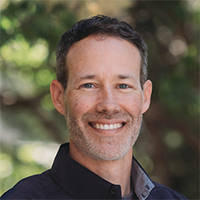 Headshot of Dale Kolstad