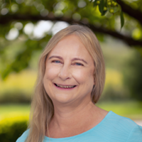 Headshot of Karen Wold