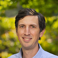 Headshot of Mike Strong