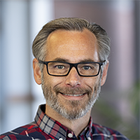 Headshot of Matt Stone-Palmquist