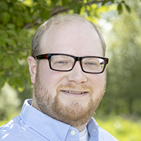 Headshot of Sean Grand