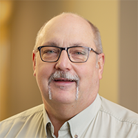 Headshot of Tim Russell