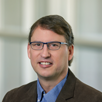 Headshot of Tor Hansen