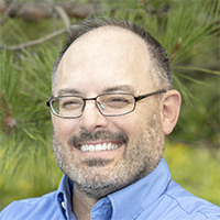 Headshot of Joe Vespa