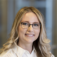 Headshot of Nicole Nguyen